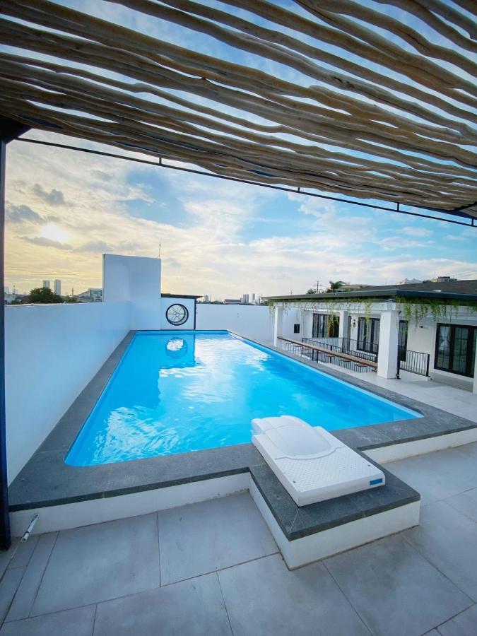 Loewys Home Tanjung Duren Jakarta Barat Exterior photo